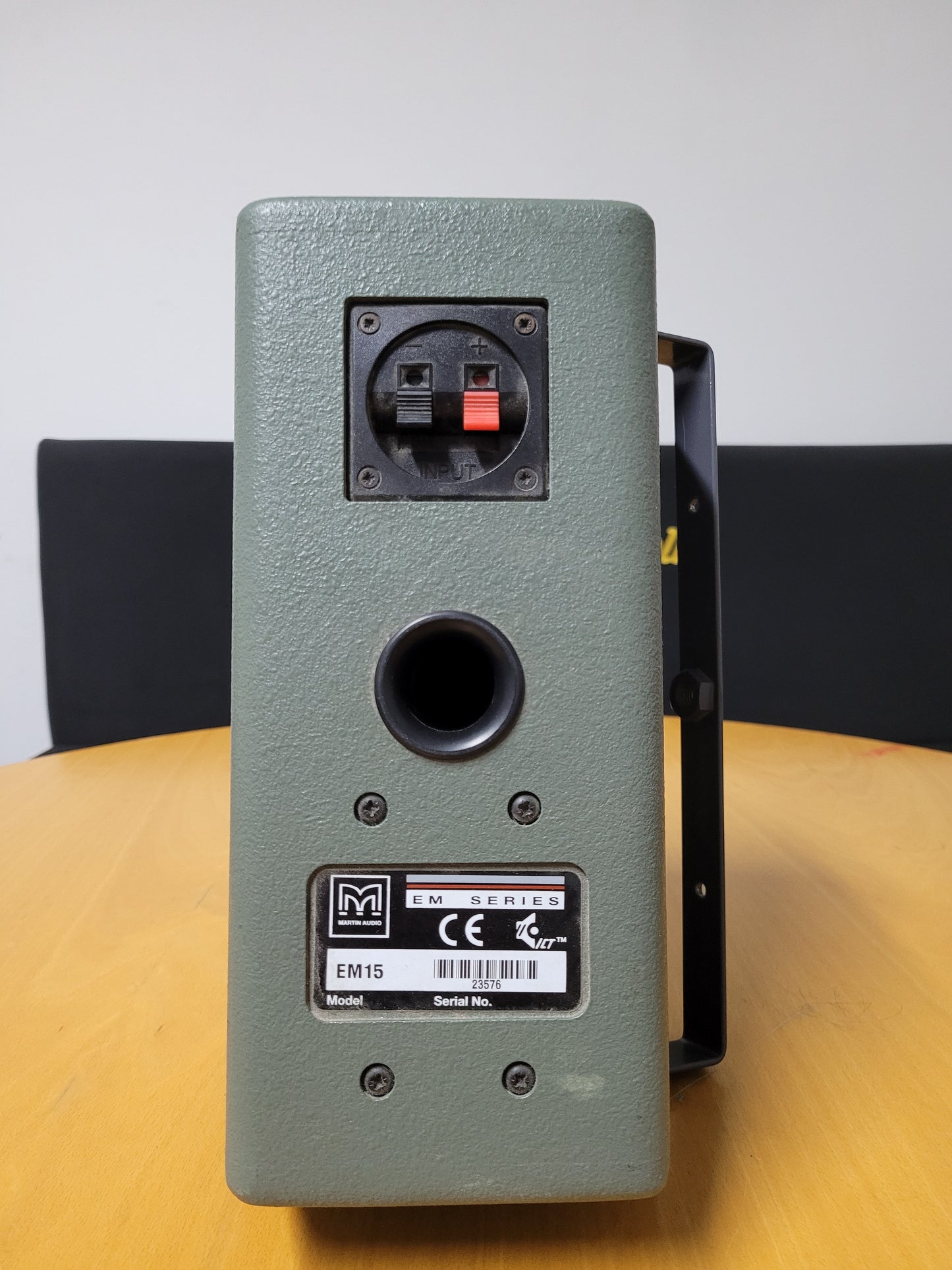 MARTIN AUDIO - EM 15 - colunas passivas 5’’