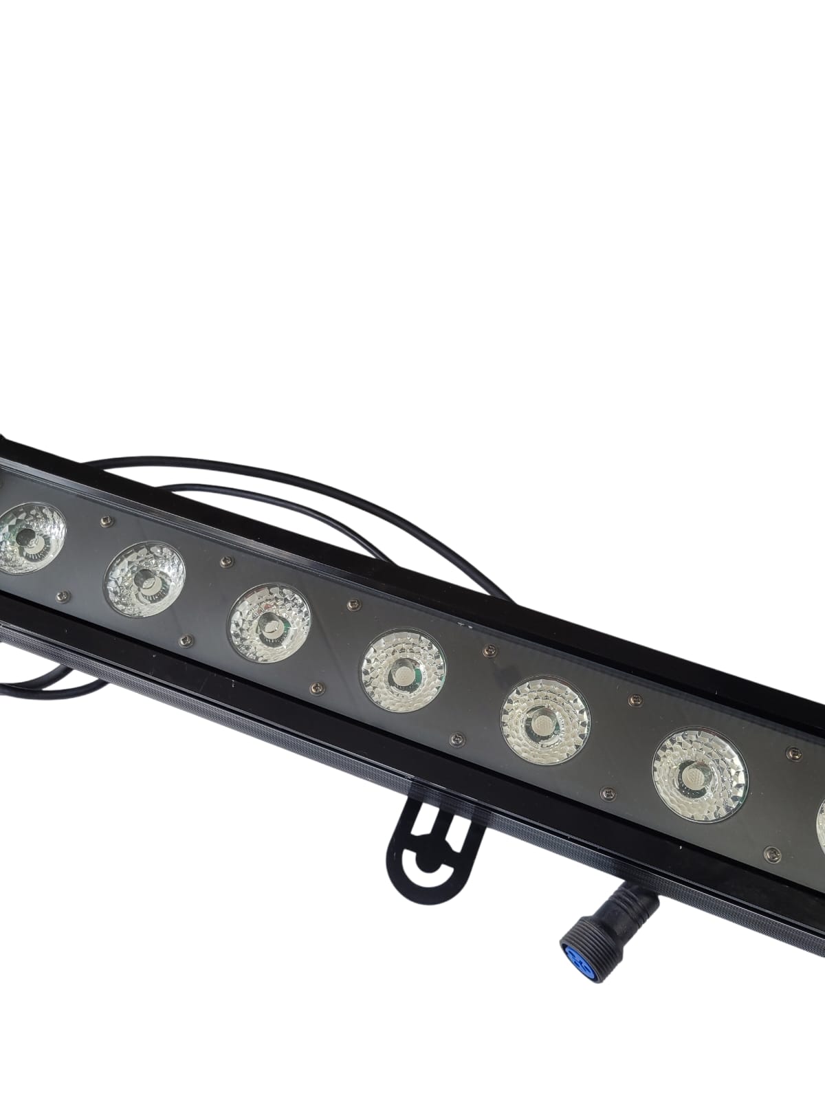 Barra LED Wash Exterior IP65 12x10W RGBW com DMX