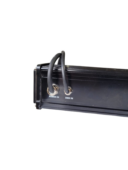 Barra LED Wash Exterior IP65 12x10W RGBW com DMX
