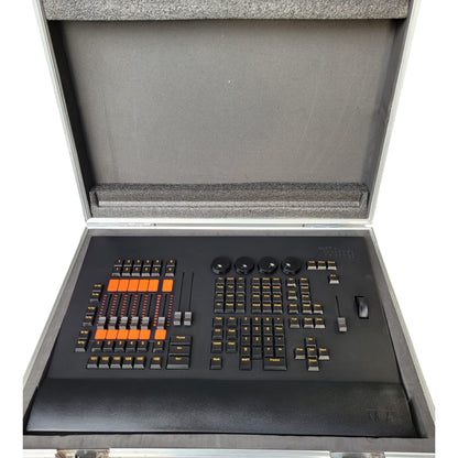 Consola de Controlo onPC Command Wing - Iluminação Profissional com Flightcase