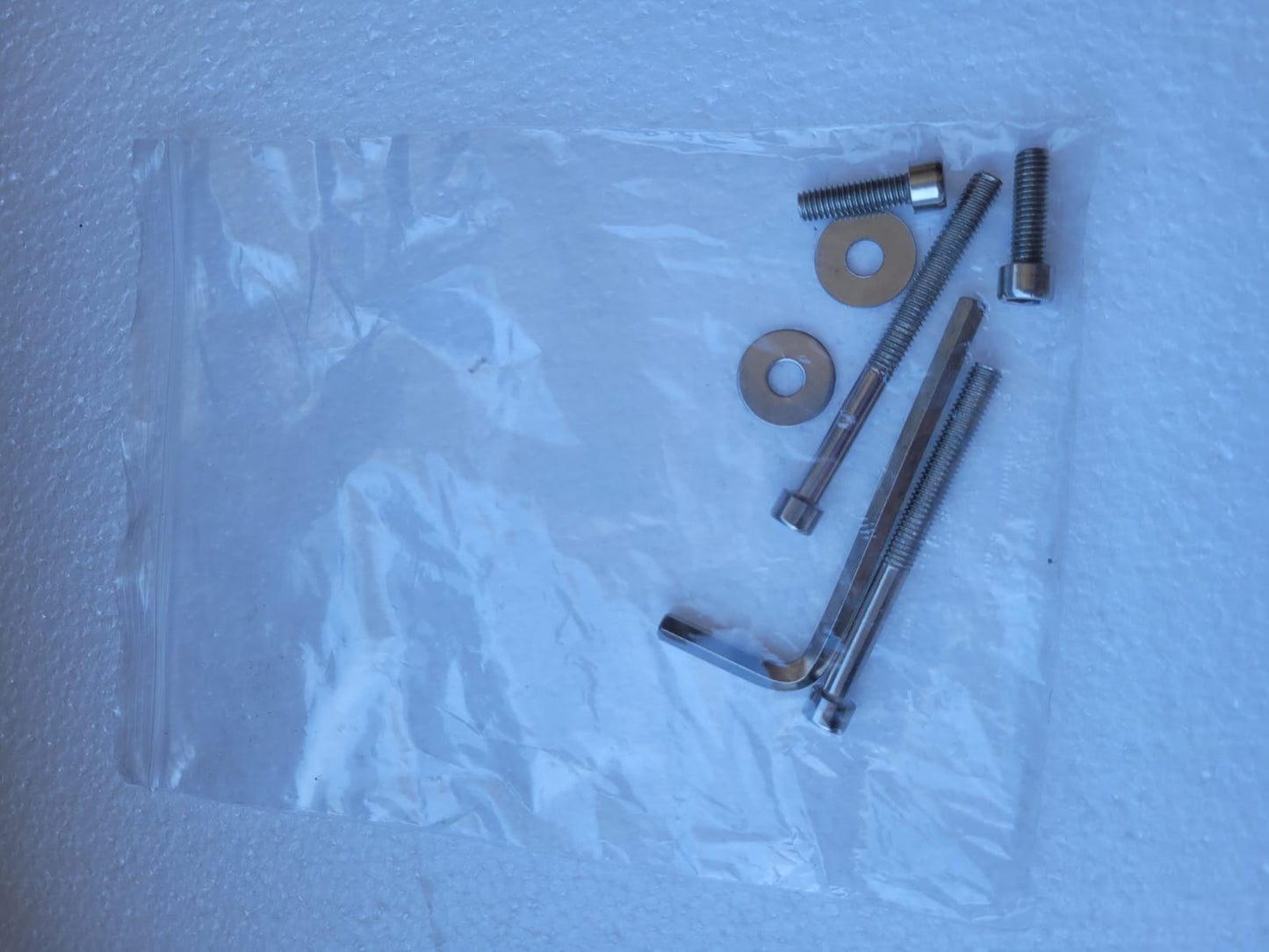 Suporte Metálico em U para Mesa de Trabalho – 1,2 m x 0,60 m